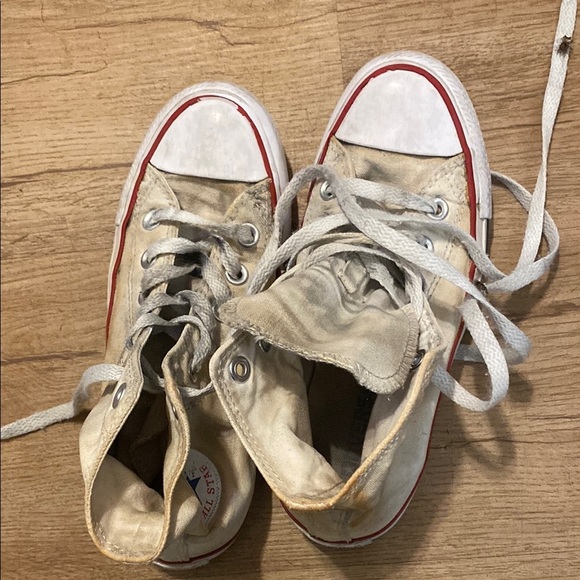 White High-Top Converse Sneakers Canvas - Picture 8 of 14